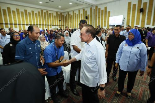 DATUK SERI ANWAR IBRAHIM