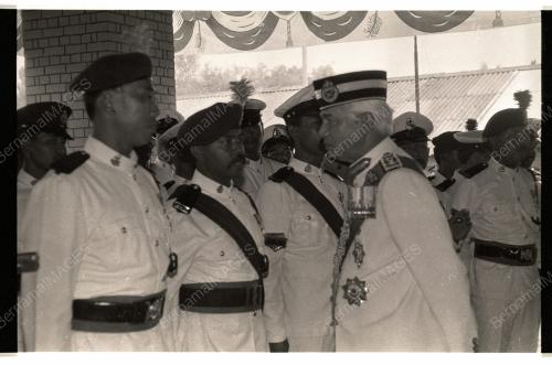 AGONG DI MAJLIS PERBARISAN