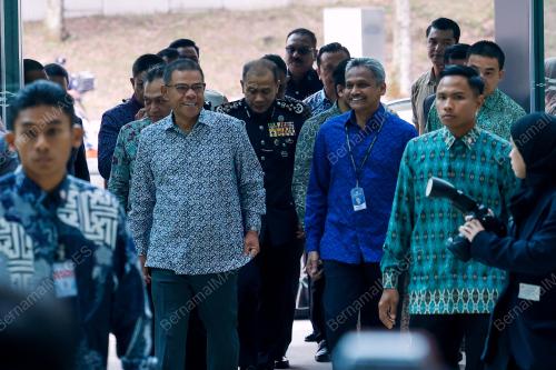 DATUK SERI SAIFUDDIN NASUTION ISMAIL