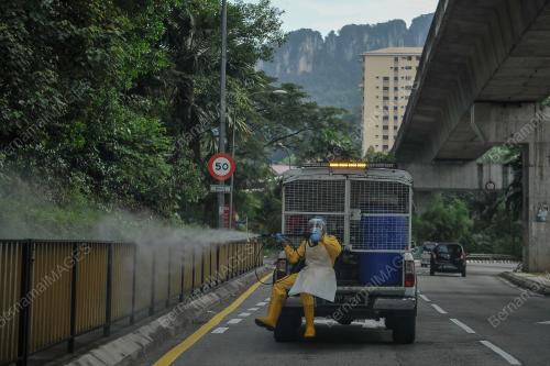 OPERASI SANITASI AWAM C19 SEKITAR TAMAN MELATI