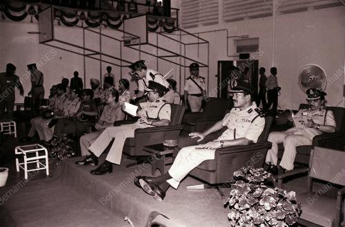 SENI SILAT POLIS