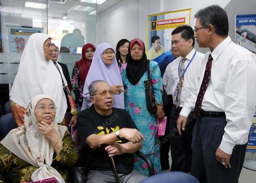 MOHD NAZRI AYOB
