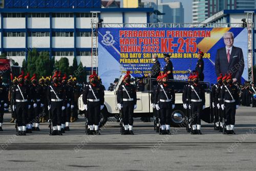 DATUK SERI ISMAIL SABRI YAAKOB