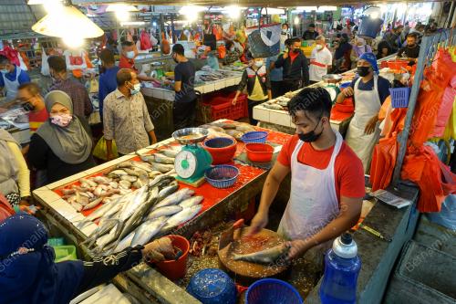 TINJAUAN PENIAGA DAN HARGA DIBAWAH AKTA AKHAP 2011
