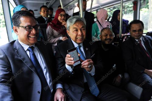 KL02_25052017_MAMPU_BN201705244981