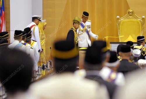 KL02_25062013_AGONG