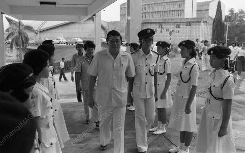 DR. LING LIONG SIK