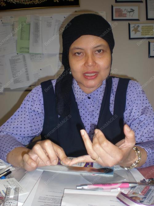 DR NORLIA ABDULLAH_