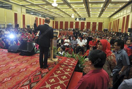 KL02_25112015_1MDB