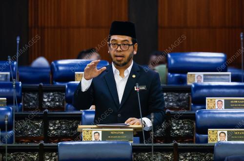 SENATOR DR ZULKIFLI HASAN