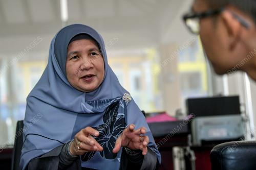 PROF DR SUZANA SHAHAR