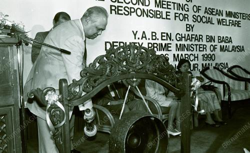 MESYUARAT KEDUA ASEAN
