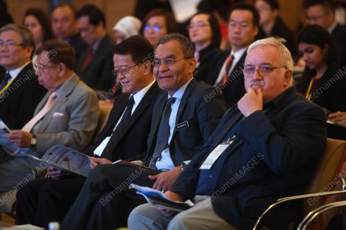 KL02_26032019_SYMPOSIUM_BN20190319390