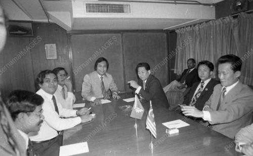 PERNAS TRADING MEETING