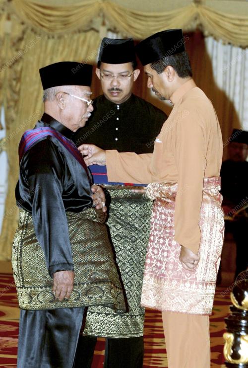 TUANKU MIZAN ZAINAL ABIDIN