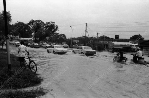 BANJIR JALAN CHERAS