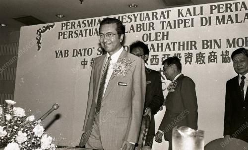KL02_270390_MESYUARAT_AGONG