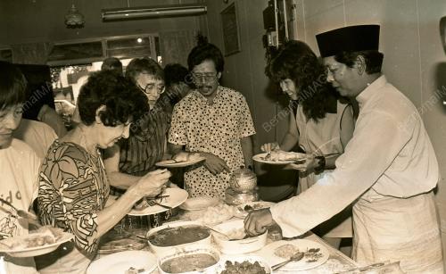 PELANCONG BERHARIRAYA DI KAMPUNG MELAYU AMPANG