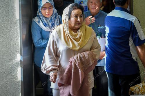 DATIN SERI ROSMAH MANSOR