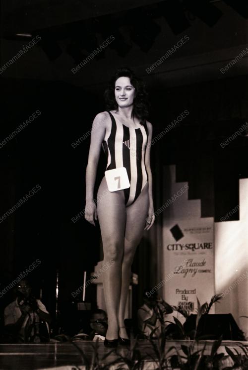MISS WONDERLAND MALAYSIA 1990