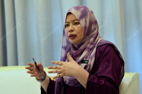 DATUK SERI RINA MOHD HARUN