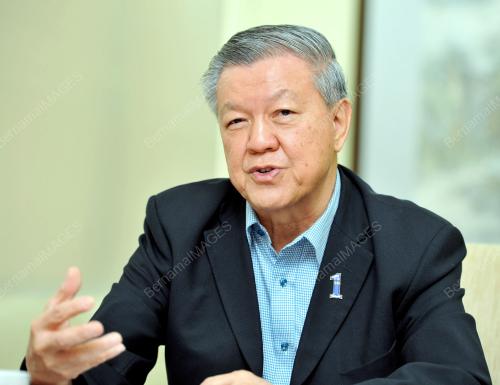 DATUK SERI DR CHUA SOI LEK