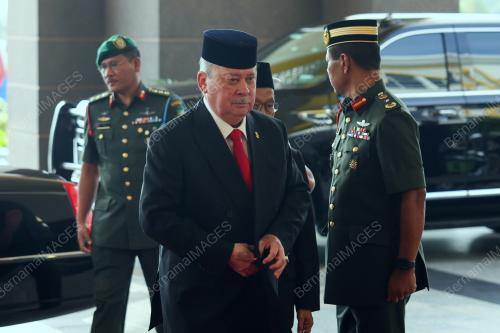 SULTAN IBRAHIM ALMARHUM SULTAN ISKANDAR