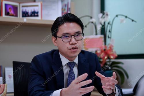DR CHRISTOPHER LEE KHENG SIANG