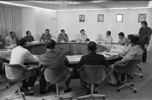 DR RAIS YATIM