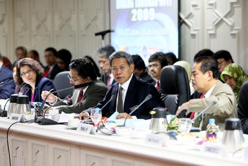 MUSTAPA MOHAMED