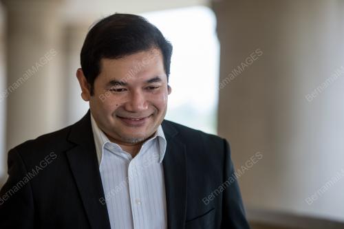 KL02_28082018_MAHKAMAH_BN201808286720