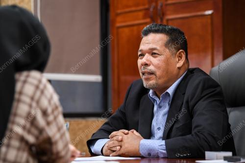 ABDUL HAMID BAHARI