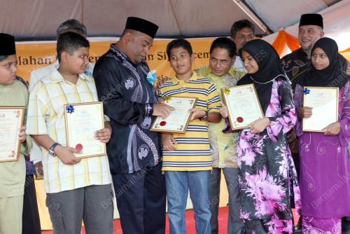 ABDUL AZEEZ ABDUL RAHIM