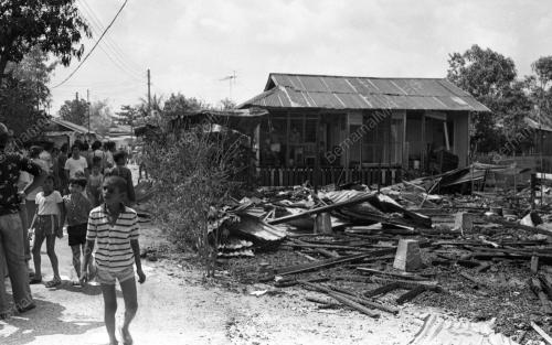 KL02_29012015_KEBAKARAN_KAMPUNG_PASIR