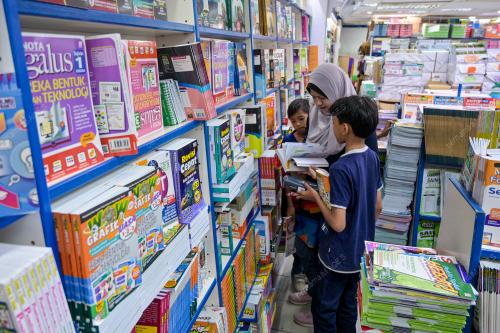 KL02_29122025_PERKAKAS_SEKOLAH
