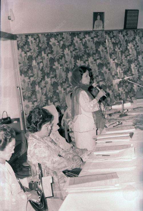 DATUK PADUKA AISHAH GHANI (menteri kebajikan masyarakat)