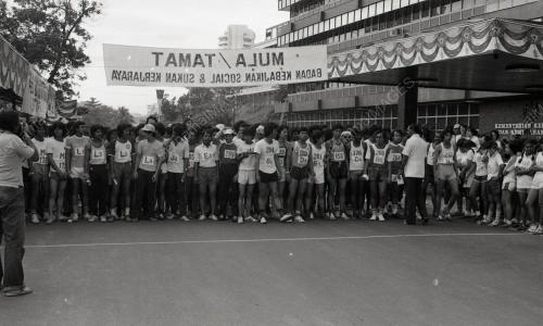 LUMBA JALAN KAKI