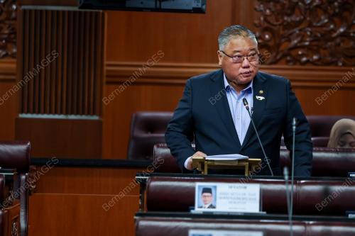 DATUK SERI TIONG KING SING