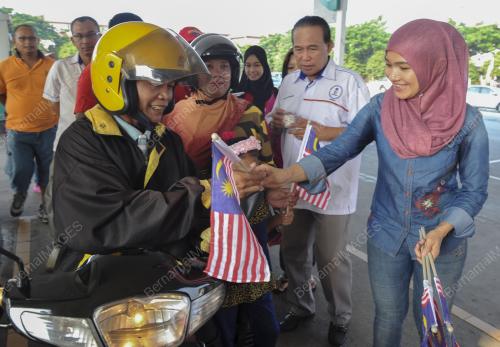 KL02_30082015_JALUR_GEMILANG