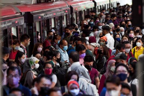 PERTUKARAN WAKTU PUNCAK LRT