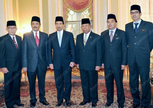 TUANKU MIZAN ZAINAL ABIDIN