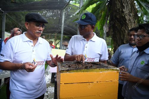 DATUK SERI DR RONALD KIANDEE