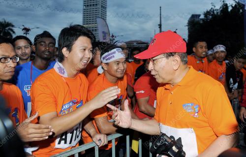 KL02_31122012_LARIAN