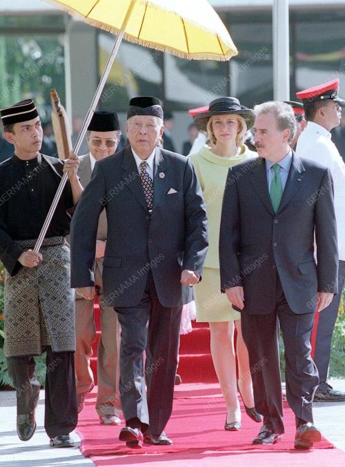 AGONG-PASTRANA