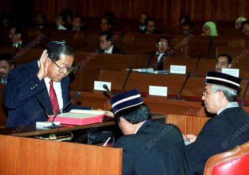 AHLI DEWAN NEGARA