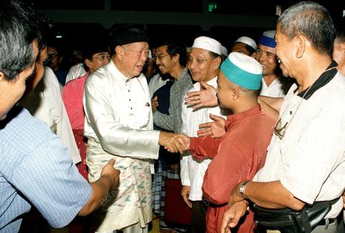 KL03-02_06_2000_AGONG-SALAM_08012016