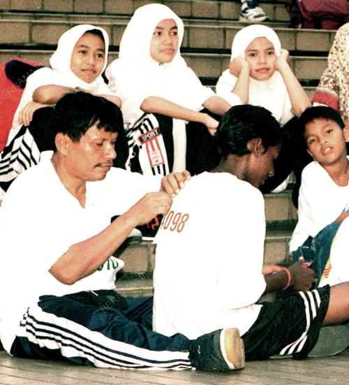 LARIAN MILLENIUM 2000 4B