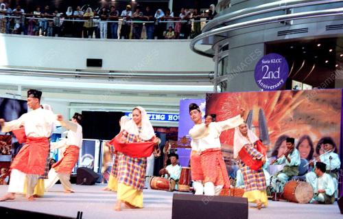KL03-06_05_2000_KE2-SURIA_KLCC_07012016