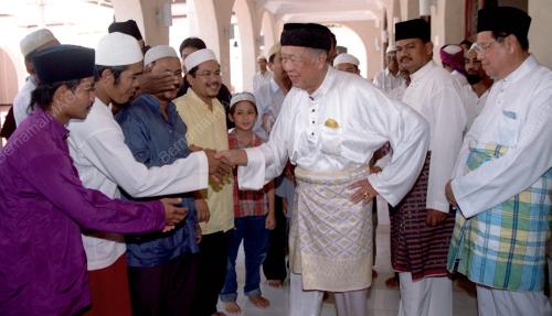 KL03-08_12_2000_AGONG-SOLAT_15012016