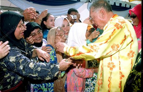 KL03-09-01-20001_AGONG-HARIRAYA_18012016